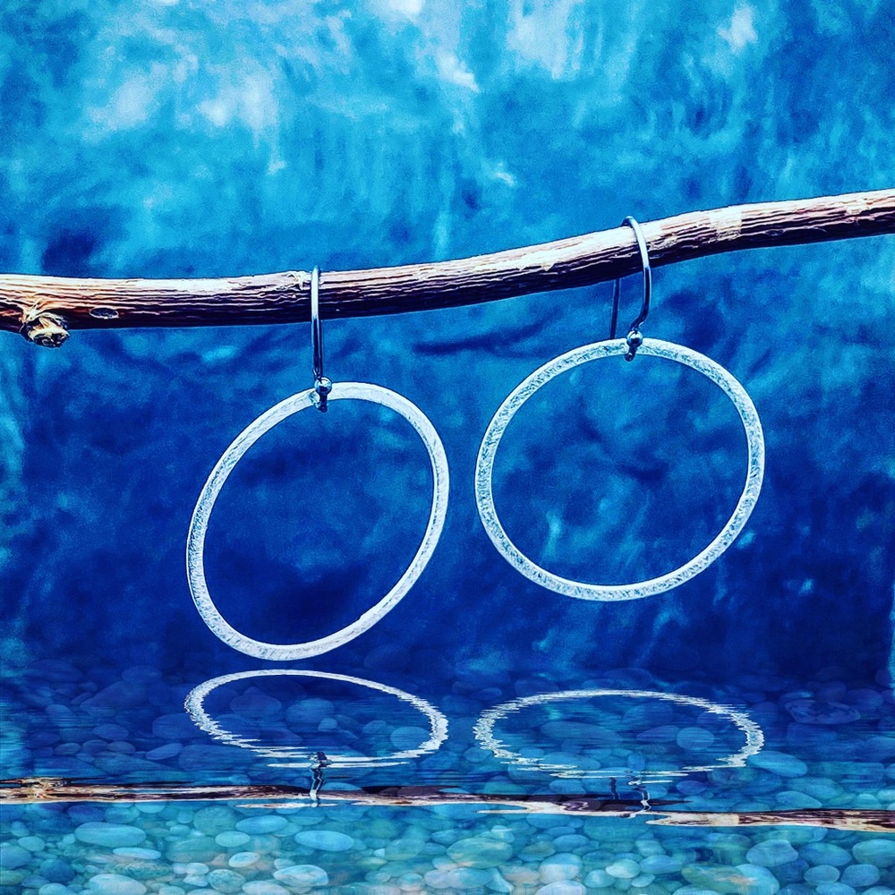 Sterling Silver circle earrings with contras black